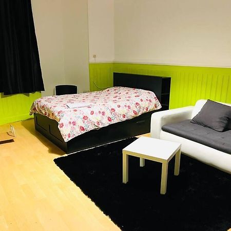 Chambre, Appartement de location courte et longue durée Lieja Exterior foto